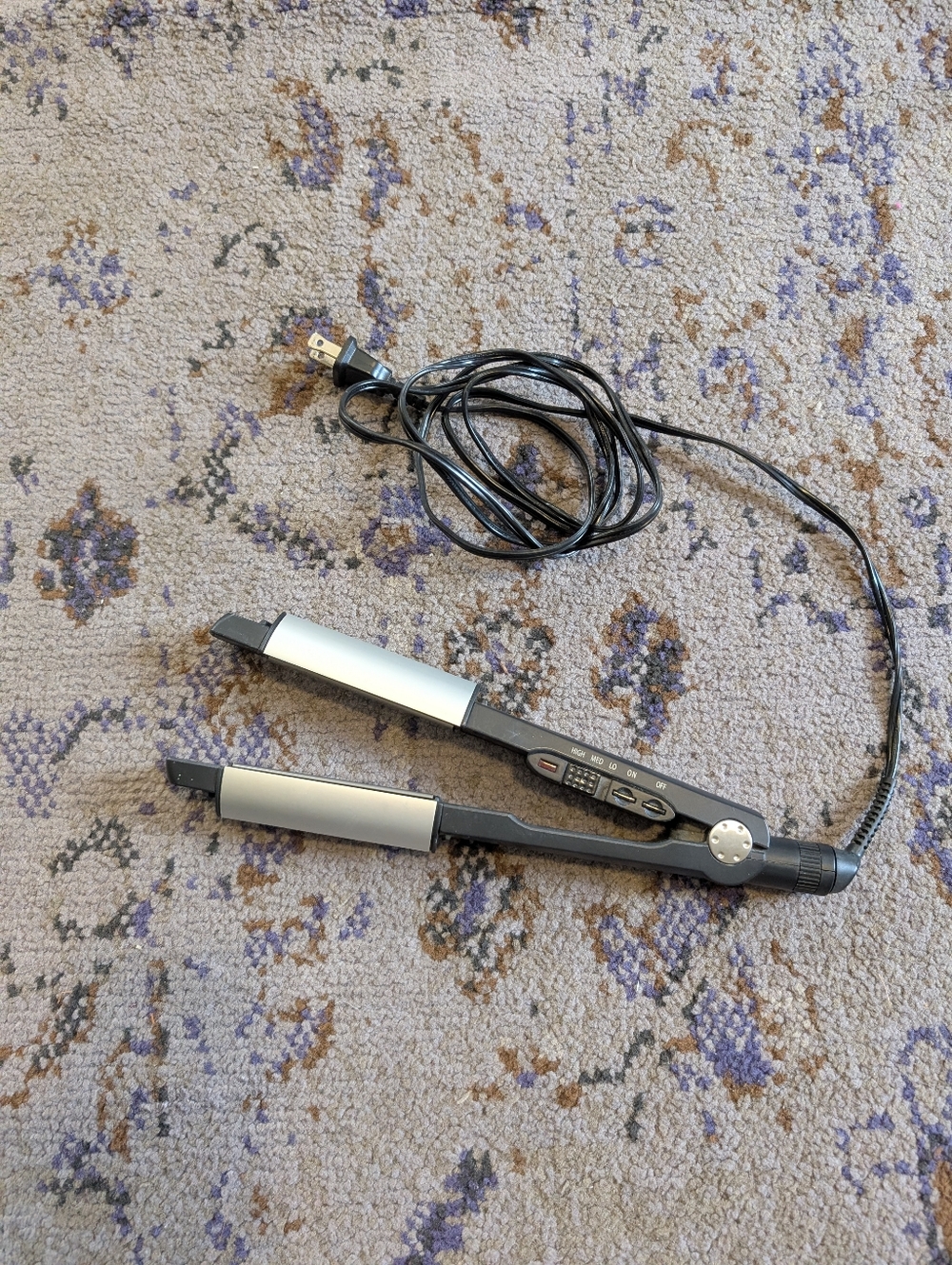 Conair Infiniti Hair Straightener